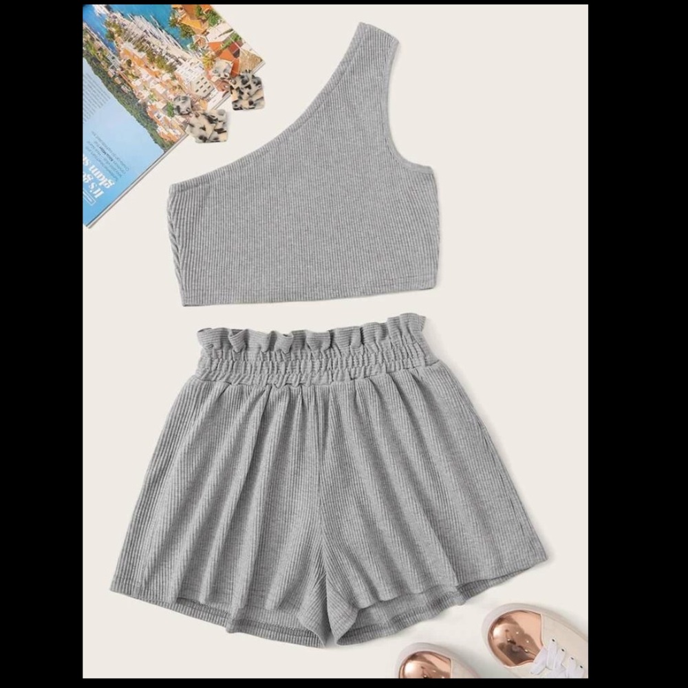 One shoulder rib-knit top & paper bag waist short